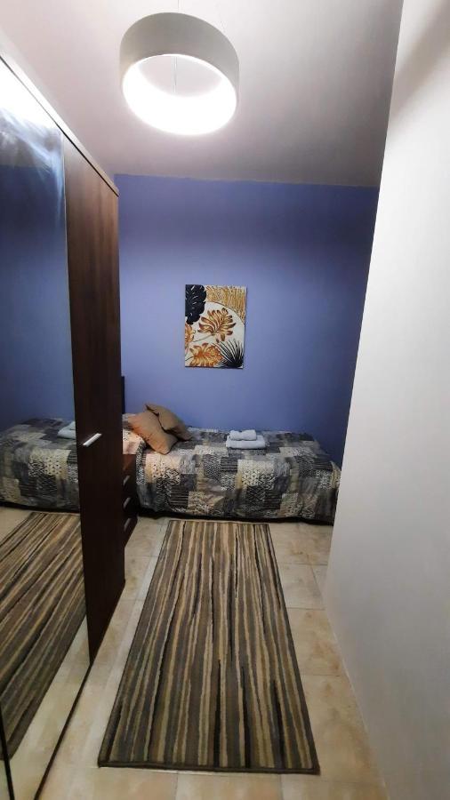 خليج سانت بول Spacious Side-Sea View Apartment At St Paul'S Bay المظهر الخارجي الصورة